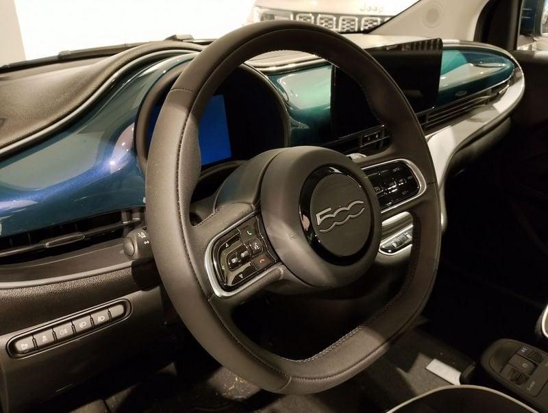 FIAT 500 500e Berlina 42 kWh