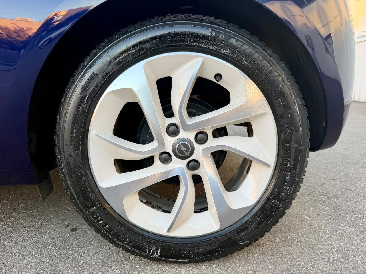 Opel Adam 1.2benz 2016 80.000km Euro6 per neopatentati