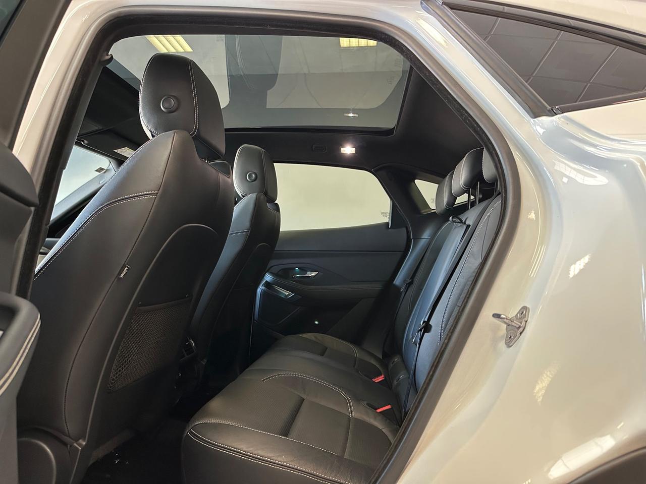 Jaguar E-Pace 2.0D 150 CV AWD aut. R-Dynamic