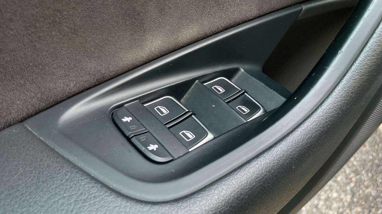 AUDI A6 ALLROAD QUATTRO 3.0 TDI 272cv tetto led