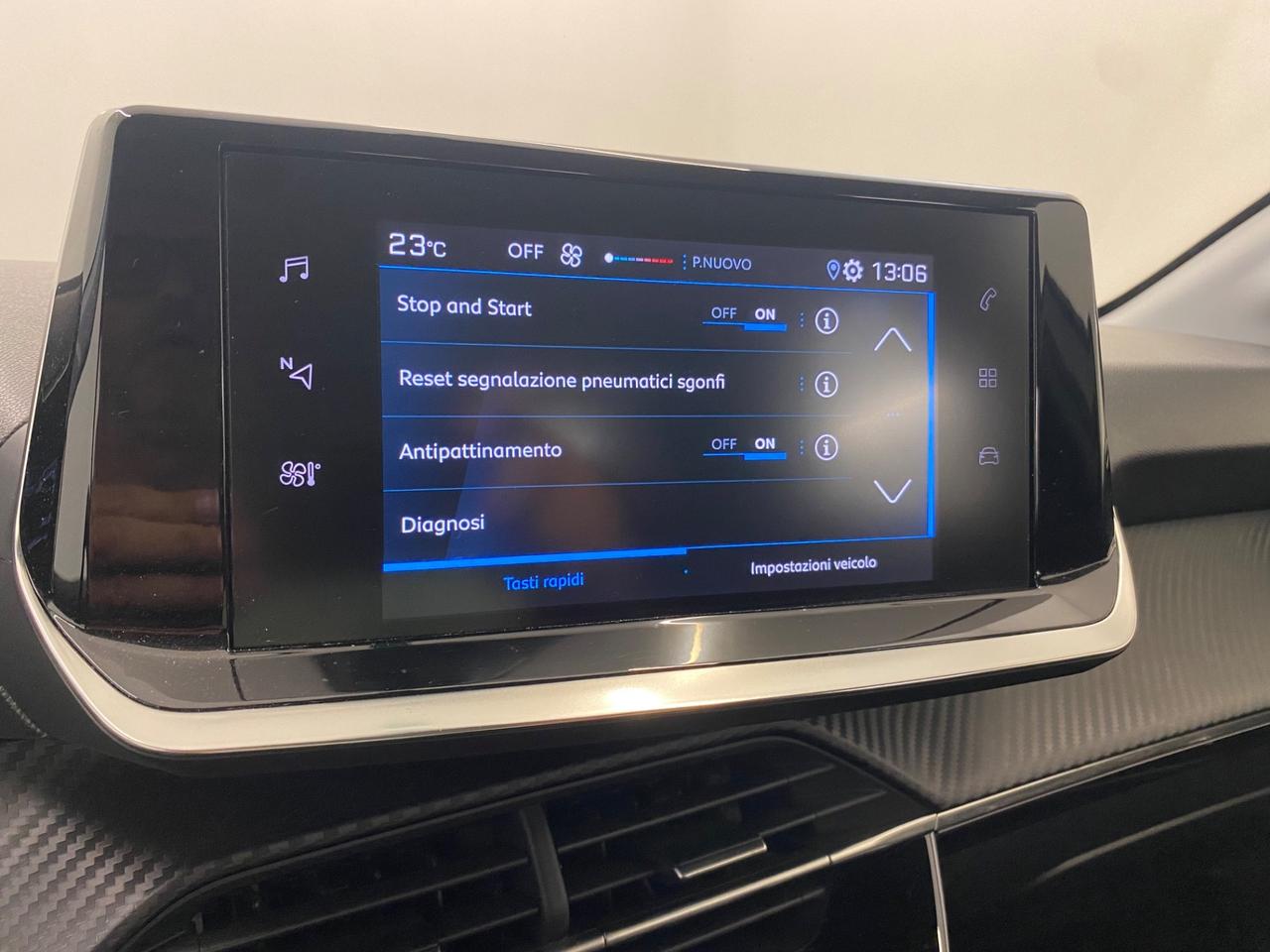 Peugeot 208 Active BlueHDI 100S/S