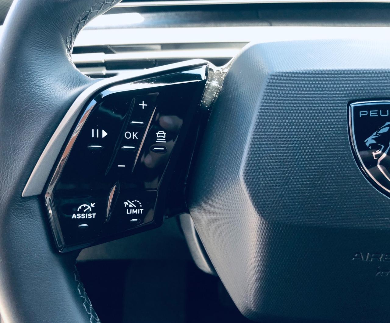 Peugeot 3008 Hybrid 145 e-DCS6 Allure