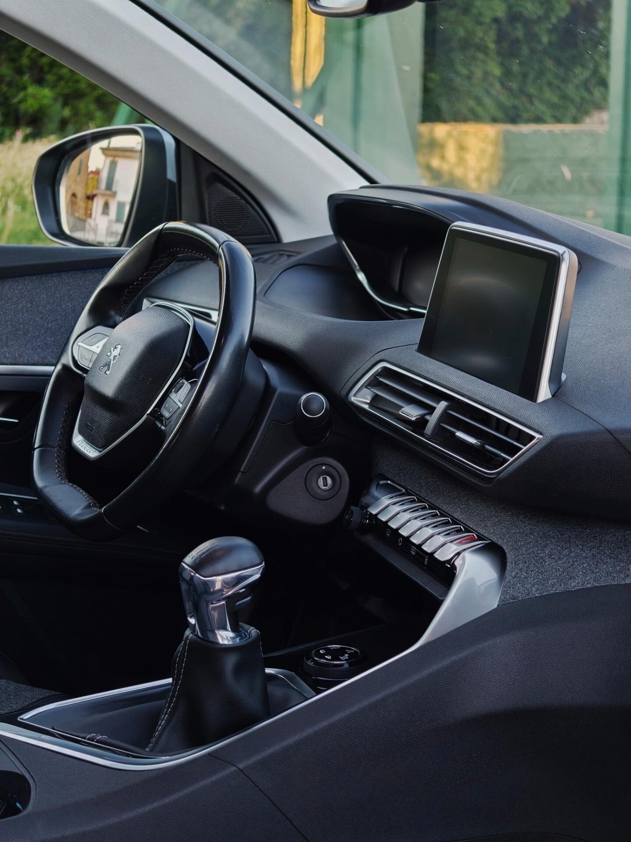 Peugeot 3008 1.2 Allure | 163.000 km Garanzia 12 Mesi
