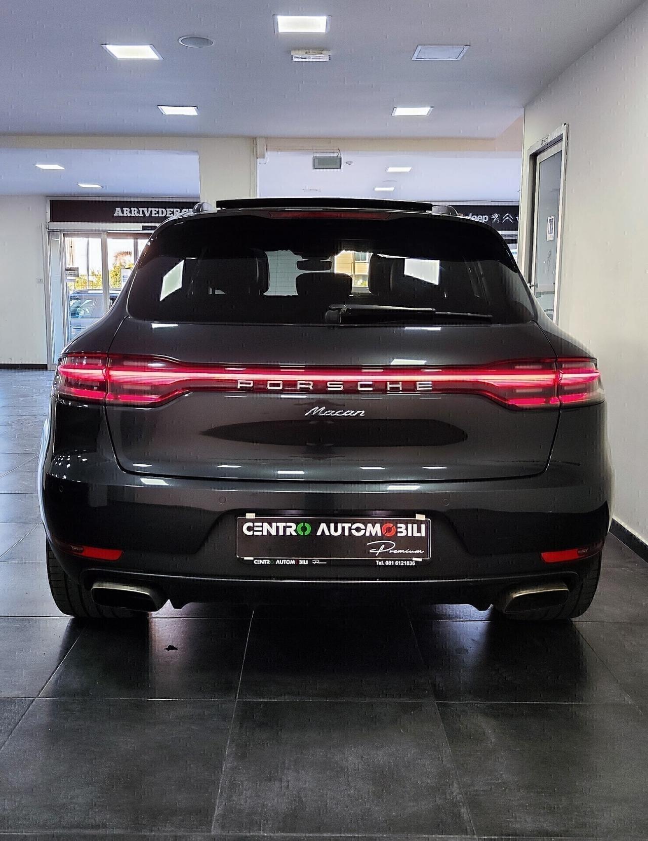 Porsche Macan 2.0 245cv Tetto Led