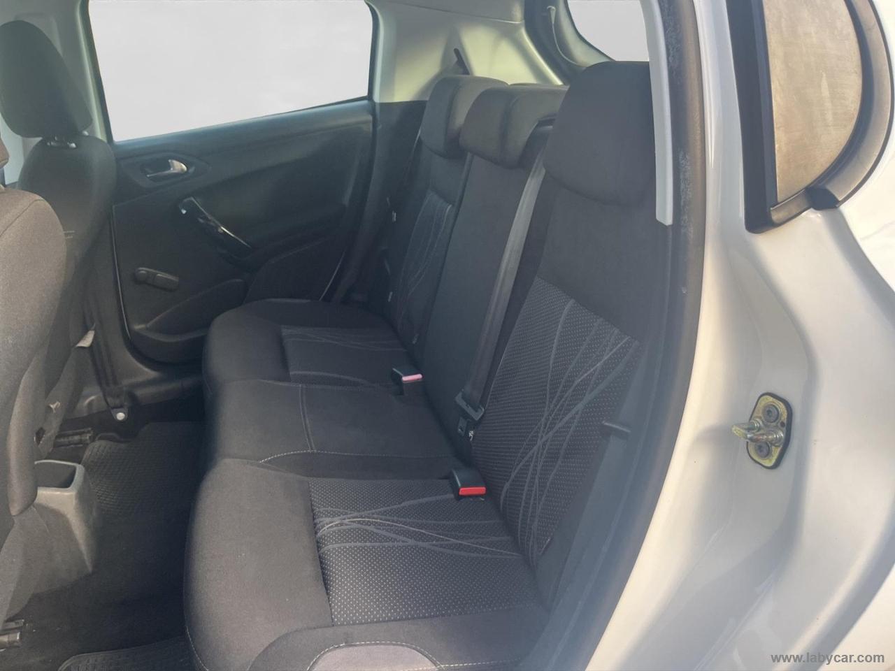 PEUGEOT 208 1.4 HDi 68 CV 5p. Active PER NEOPATENTATI