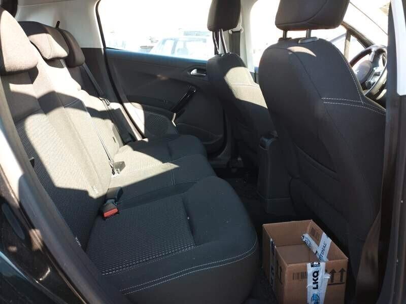 Peugeot 208 PureTech 82 5 porte Allure
