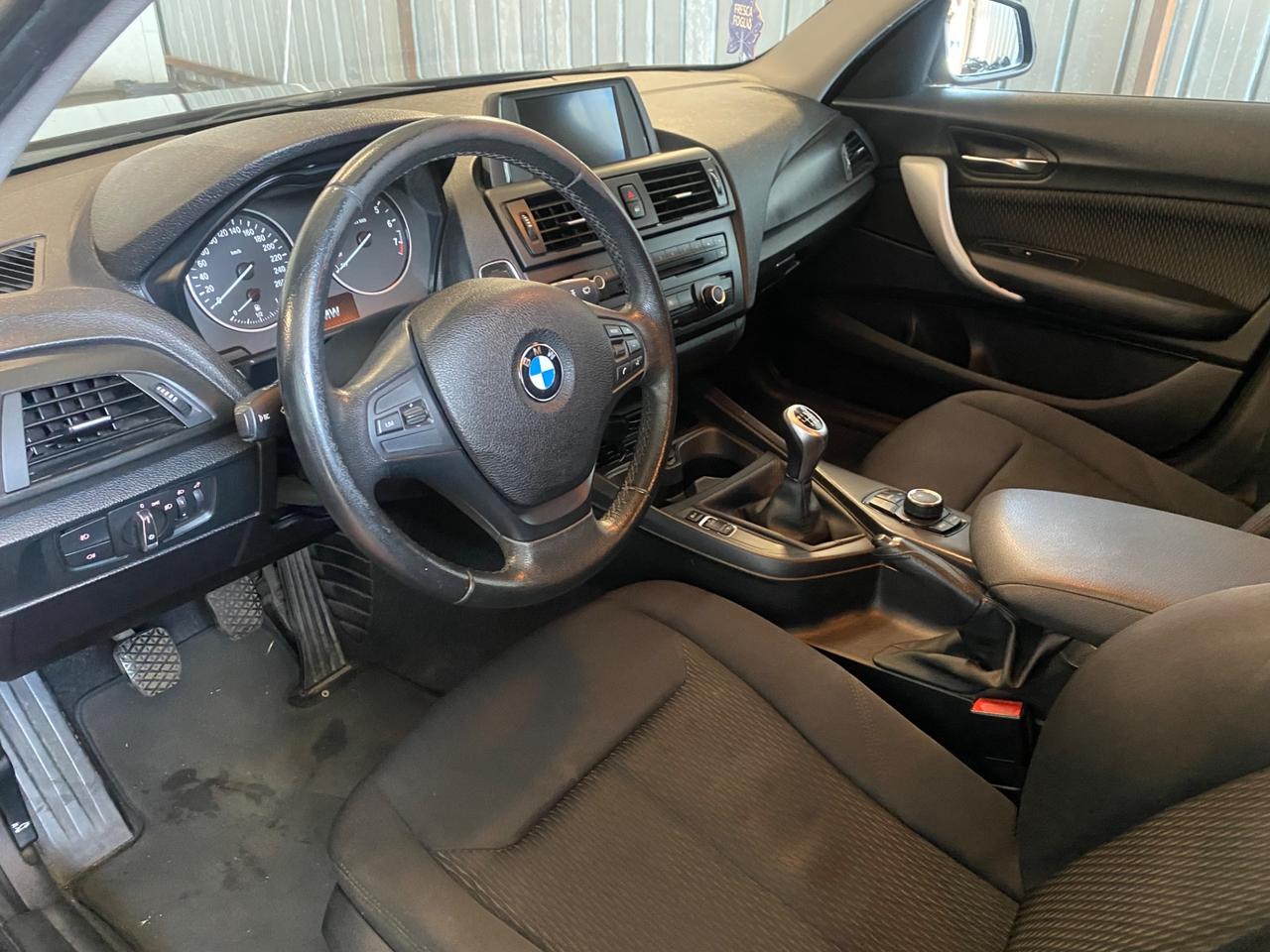 Bmw 116 116i 5p. SPORT COMENUOVA