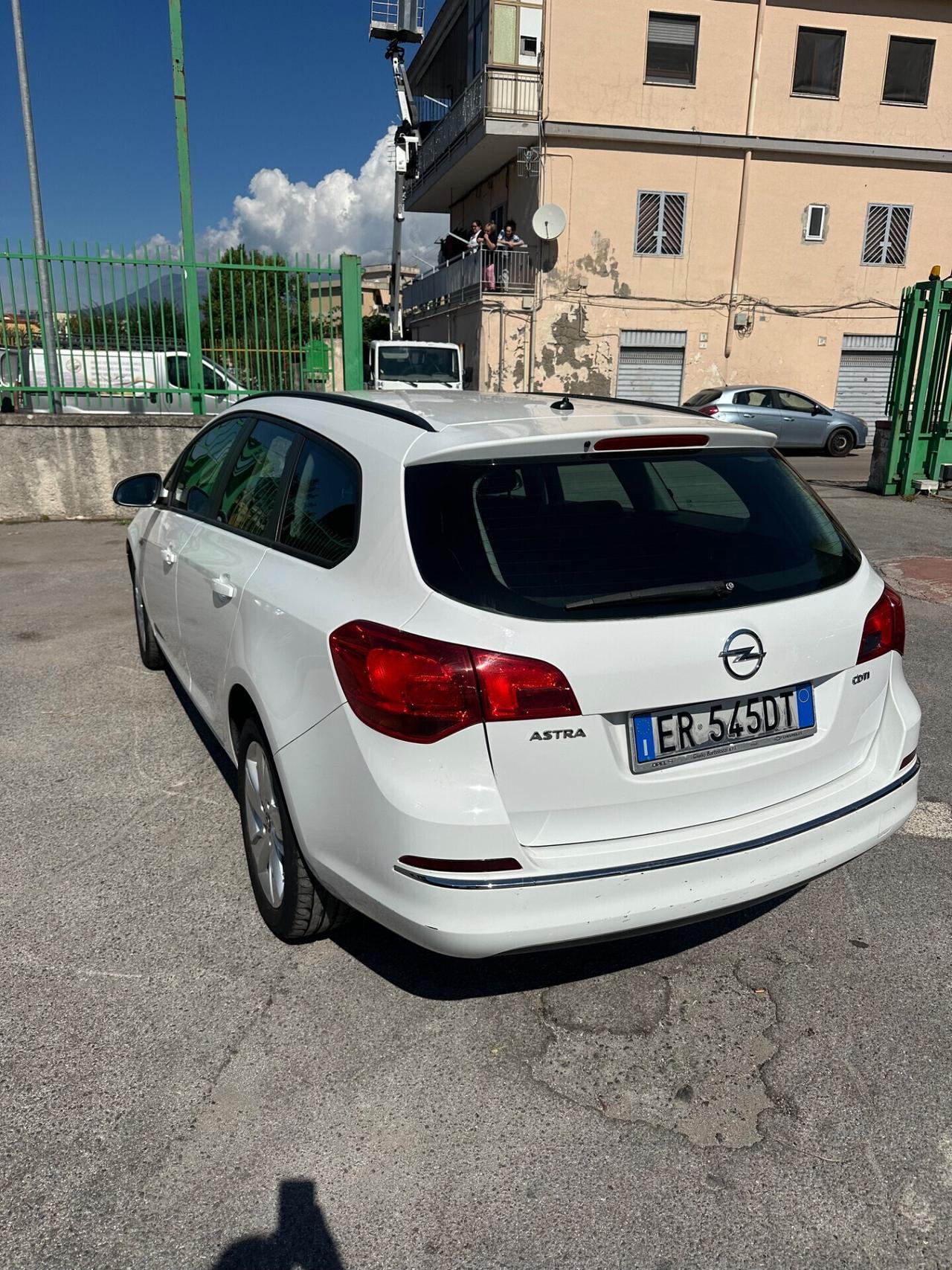 Opel Astra 1.7 CDTI 110CV Sports Tourer Cosmo
