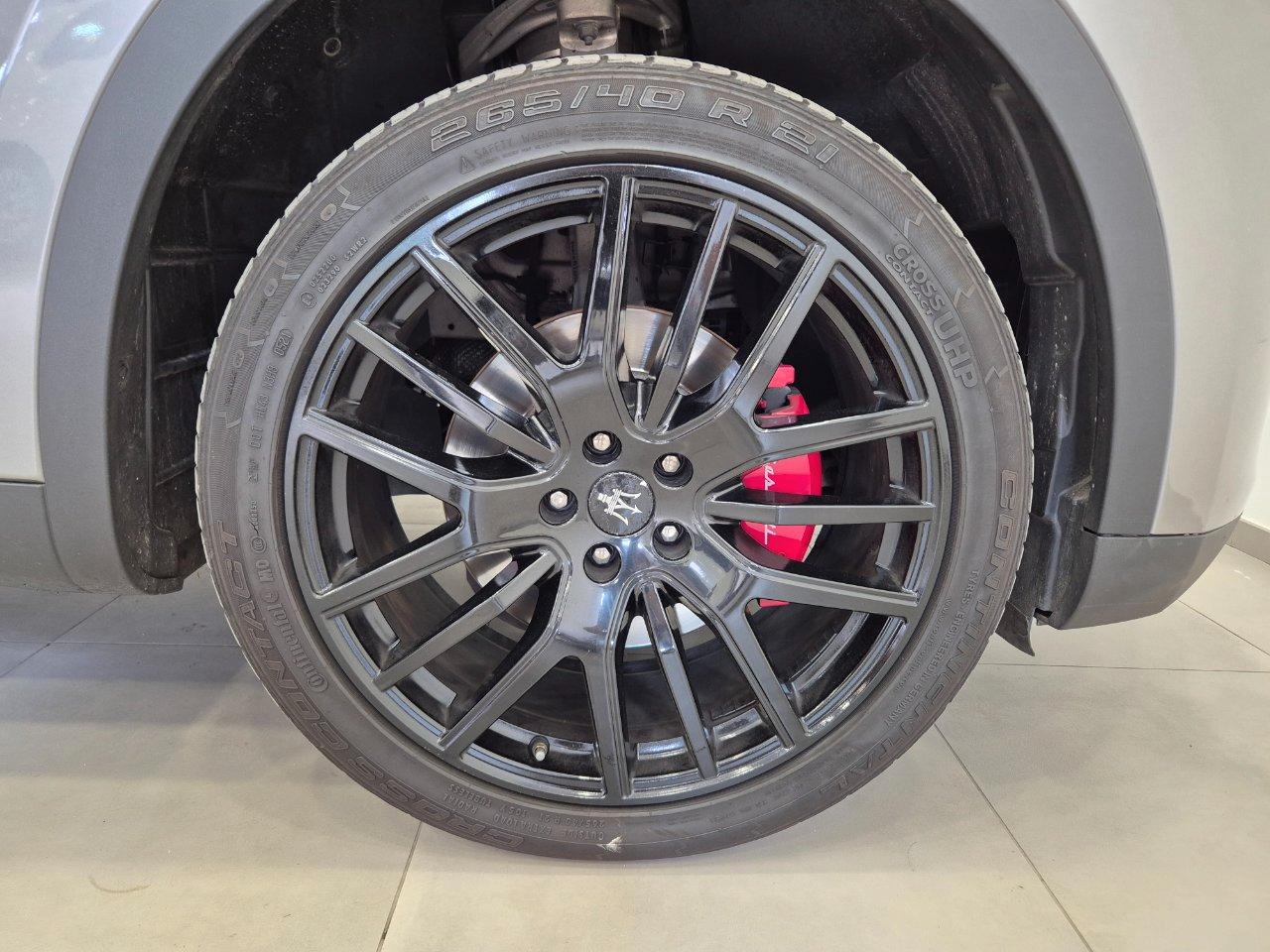 Maserati Levante 3.0 V6 350cv auto