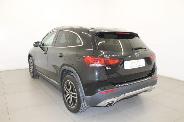 MERCEDES-BENZ GLA 200 d Automatic Sport Plus