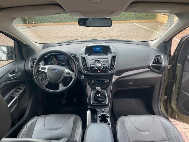 Ford Kuga 2.0 TDCI 140 CV 4WD Titanium