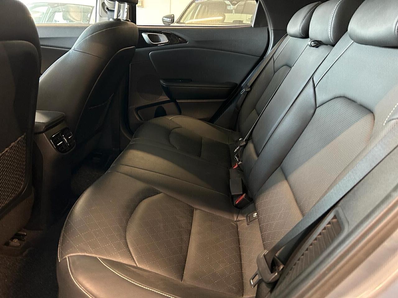 Kia XCeed EVOLUTION 1.6 GDi PHEV DCT TETTO PELLE