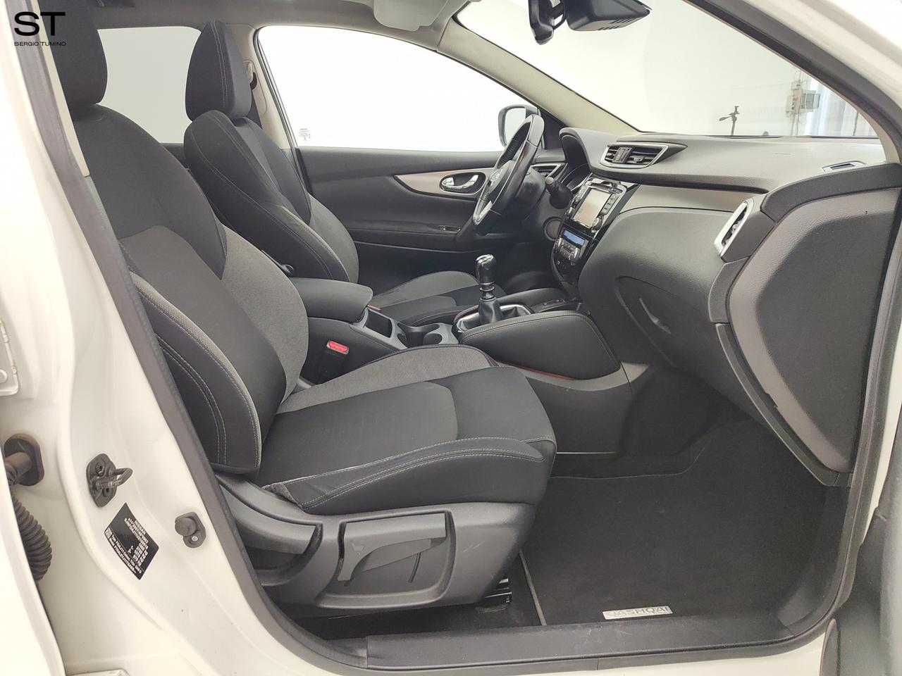 NISSAN Qashqai 2ª serie - Qashqai 1.6 dCi 2WD N-Connecta