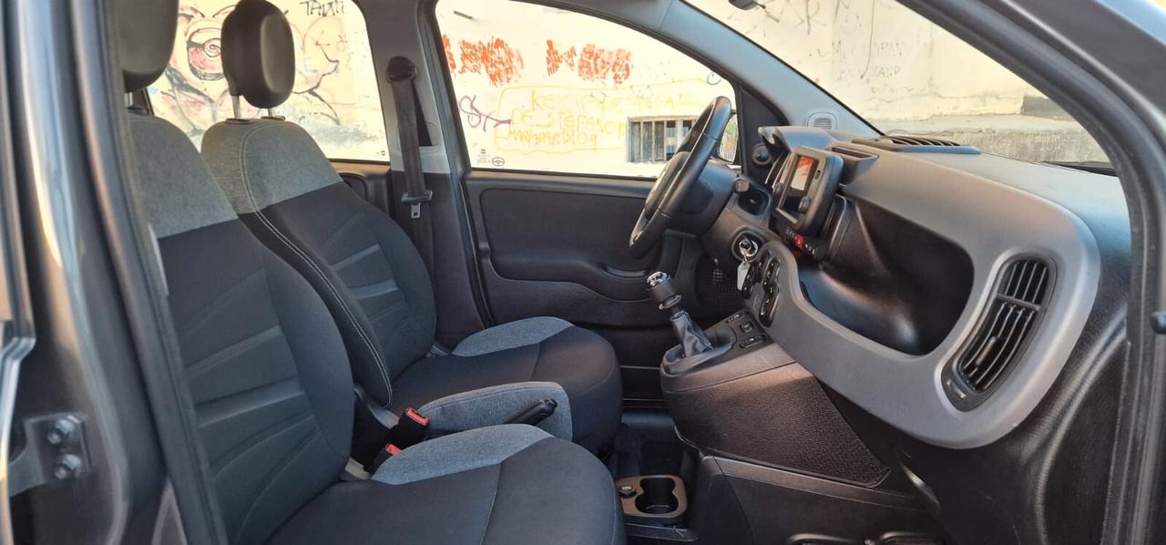 Fiat Panda 1.0 FireFly S&S Hybrid 2022 49.000KM CON BLOCKSHAFT