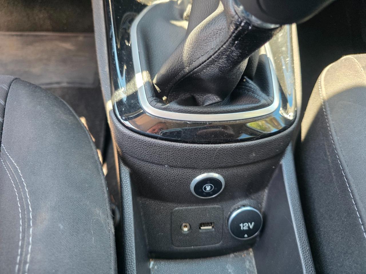 Ford Fiesta 1.4 5p. Bz.- GPL Titanium