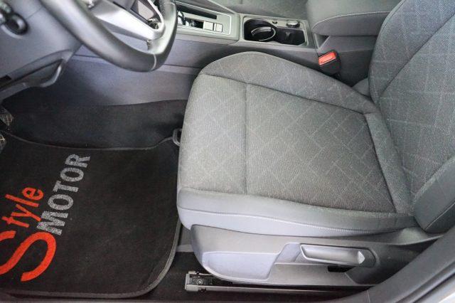 VOLKSWAGEN Golf 1.0 eTSI EVO DSG Life Italiana Ufficiale UNIPROP