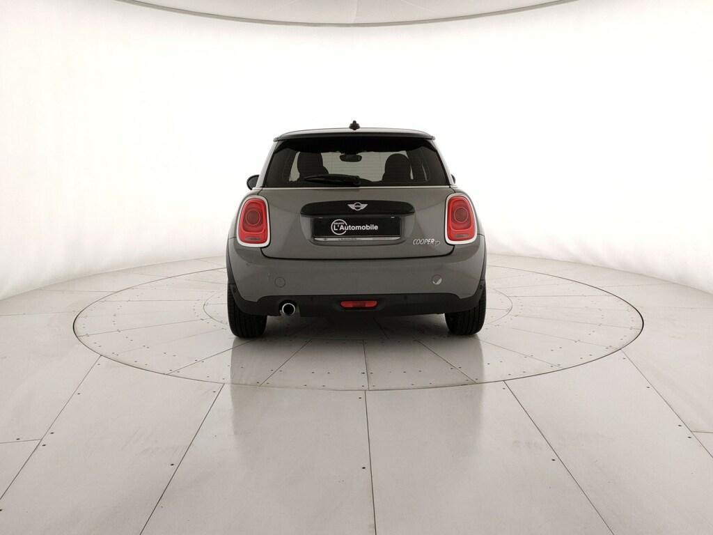 Mini Cooper D 1.5 D Cooper D Seven Auto