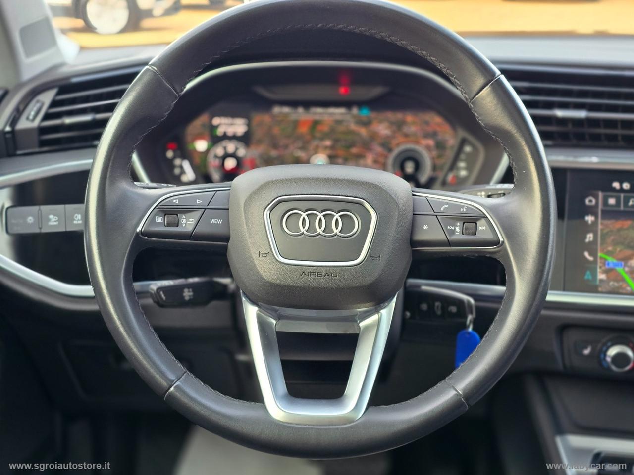 AUDI Q3 SPB 35 TDI S tronic S-LINE