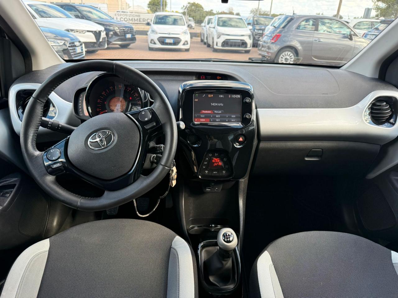 Toyota Aygo 1.0 VVT-i 69 CV 5 porte x-play