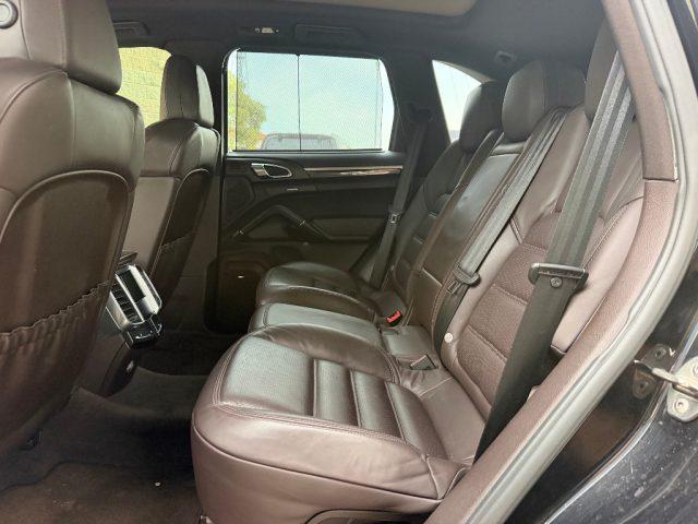 PORSCHE Cayenne 3.0 V6 TDI 245CV TIPTRONIC TETTO PANORAMICO