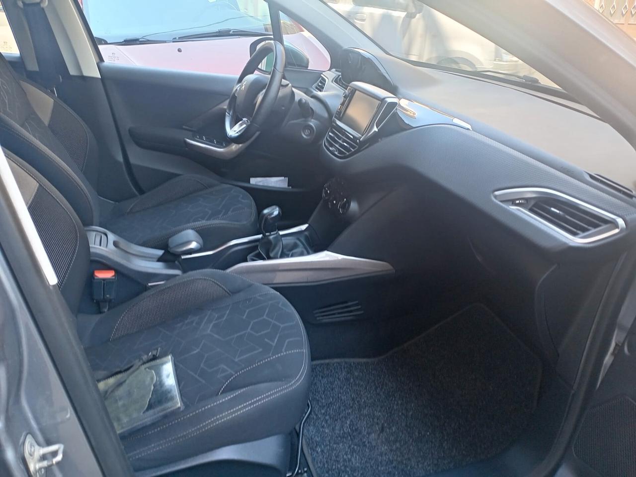 Peugeot 2008 BlueHDi 100 Allure