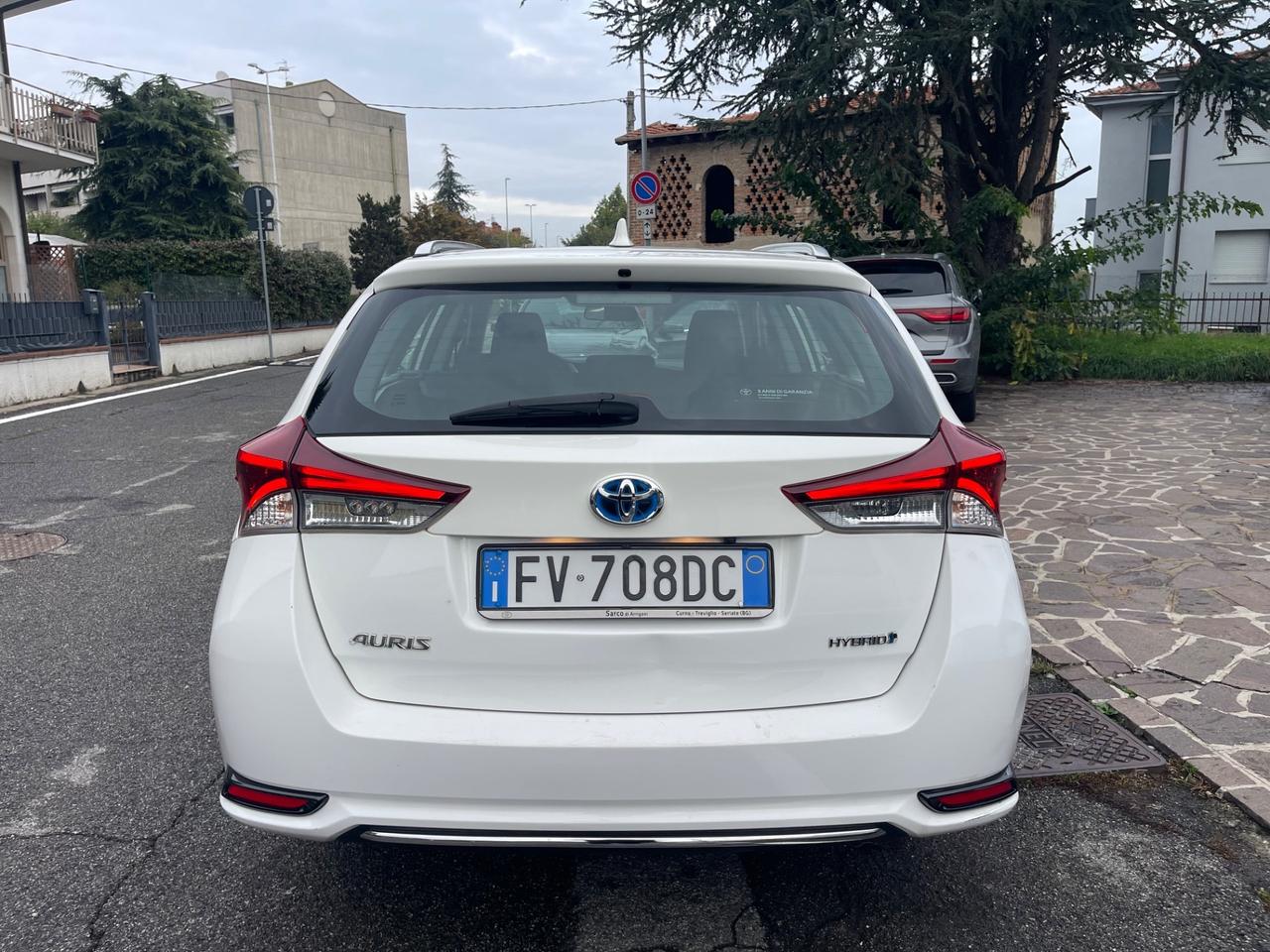 Toyota Auris touring 1.8 h business