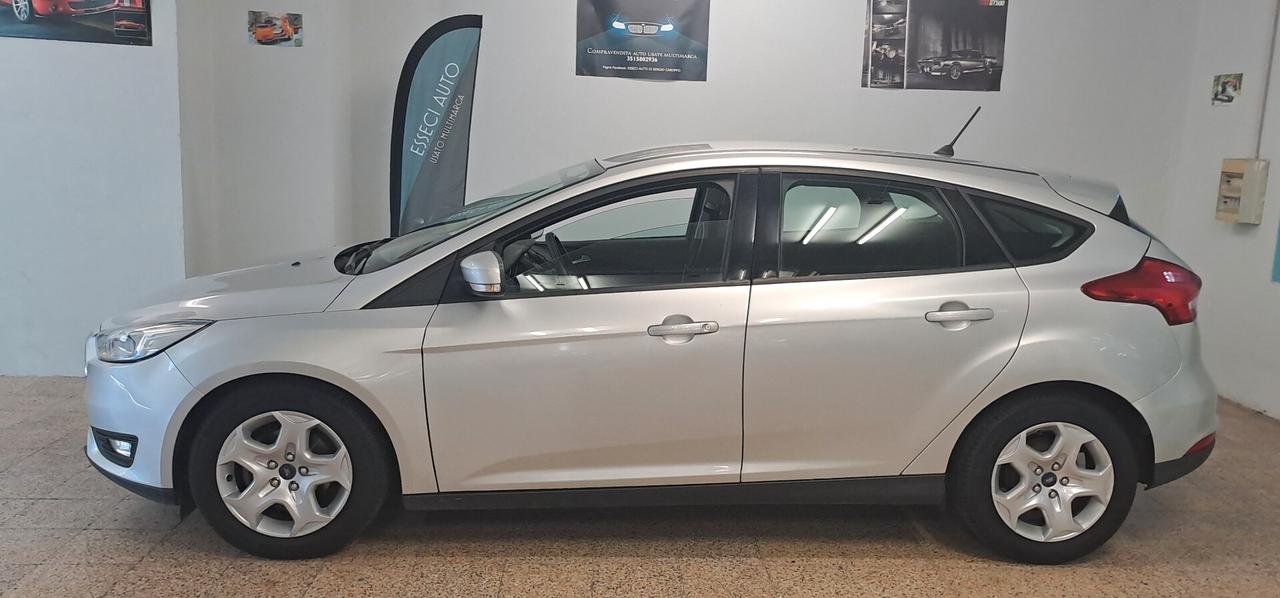Ford Focus 1.5 TDCi 5p UnicoProprietario Neopatentati