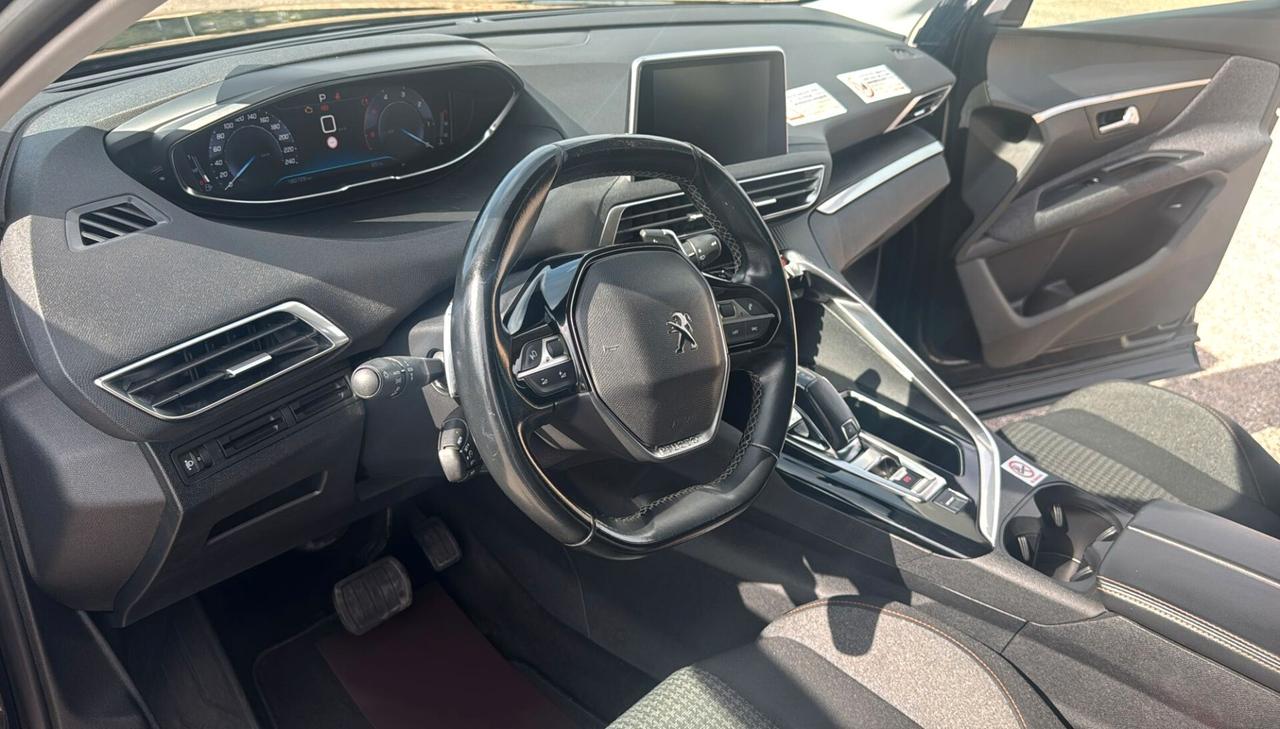 Peugeot 3008 BlueHDi 130 S&S EAT8 Allure