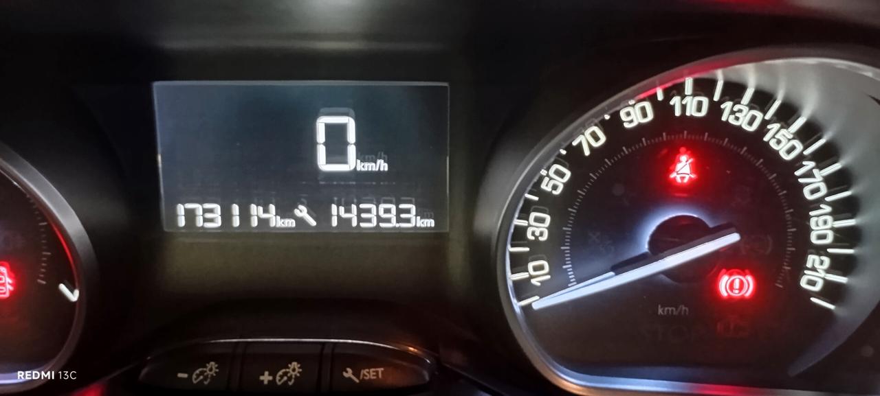 Peugeot 2008 GPL EURO 6B IDEALE PER NEOPATENTATI