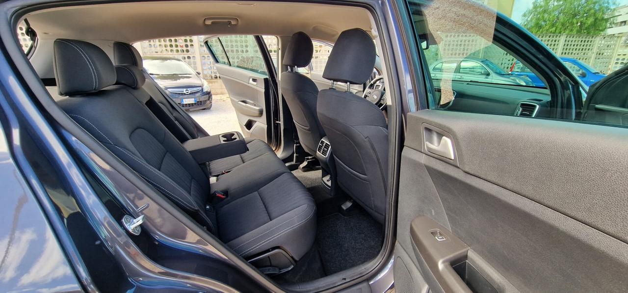 Kia Sportage 1.6 GDI 2WD Cool 12/2017