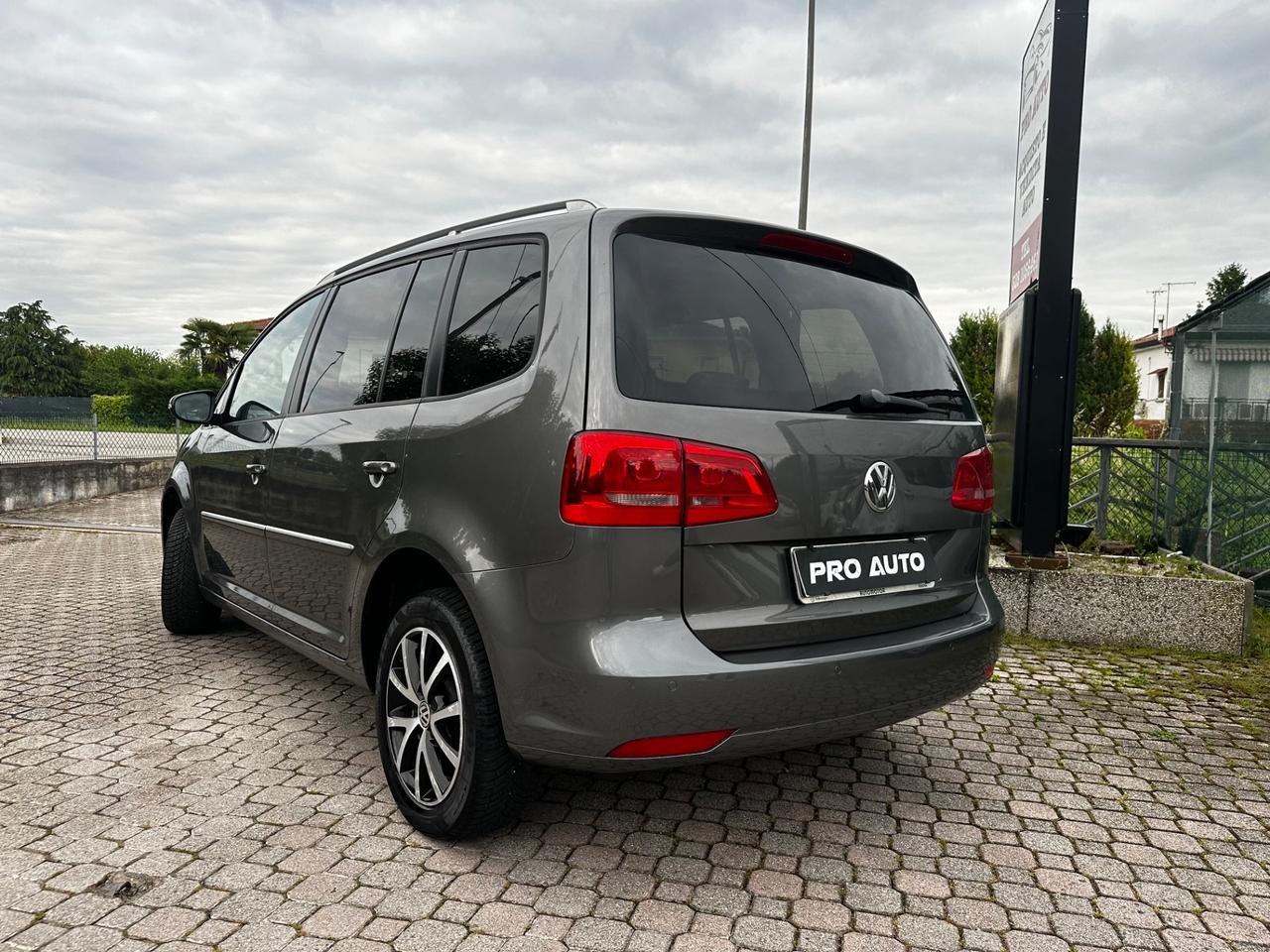 Volkswagen Touran 2.0 TDI 140 CV Highline