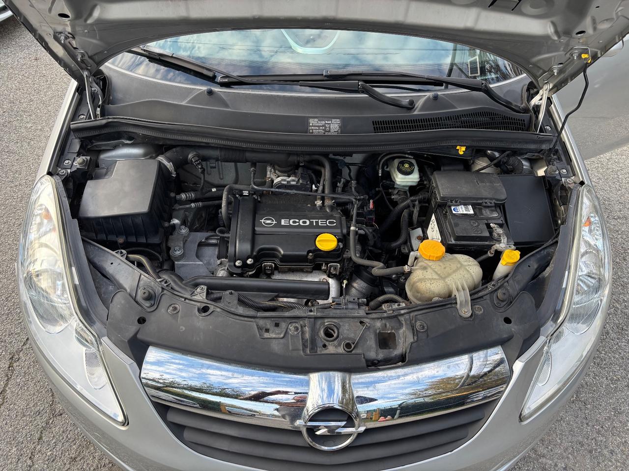 Opel Corsa 1.0 12V 5 porte Enjoy OK Neopatentati