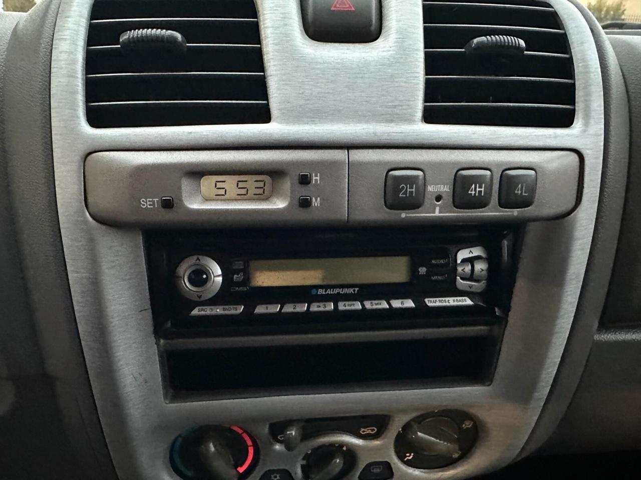 Isuzu D-Max 3.0 TD cat Crew Cab 4WD Pup LS Roadm.Aut