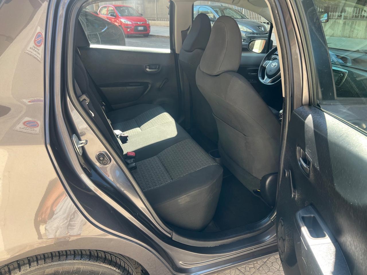 Toyota Yaris 1.0 5 porte style