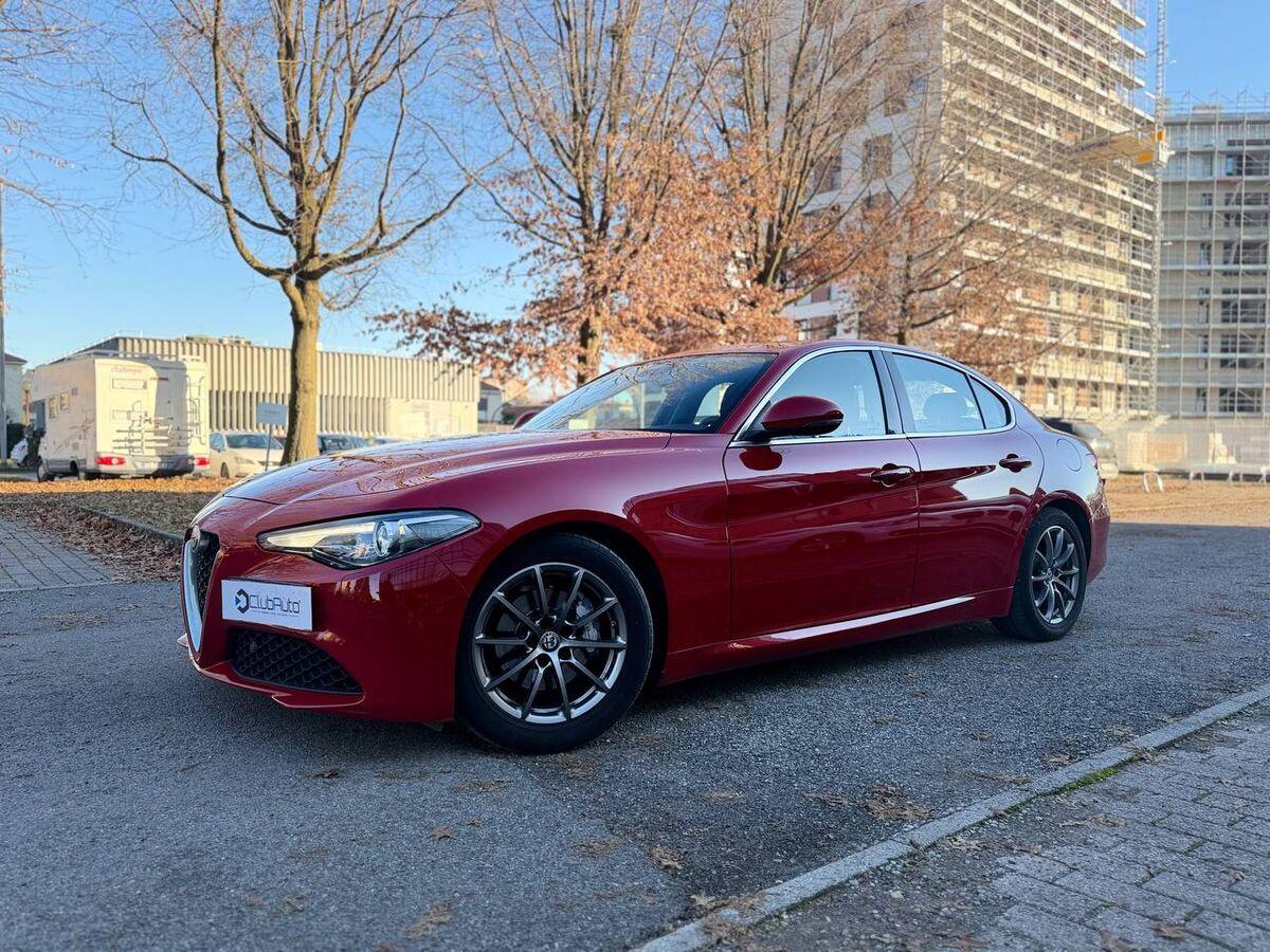 Alfa Romeo Giulia 2.2 t Giulia 150cv