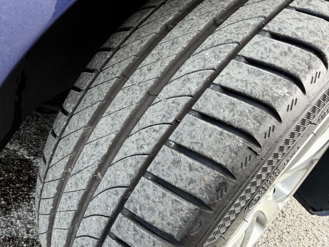 Peugeot 208 1.6 e-HDi 92 CV Stop&Start 3 porte Allure