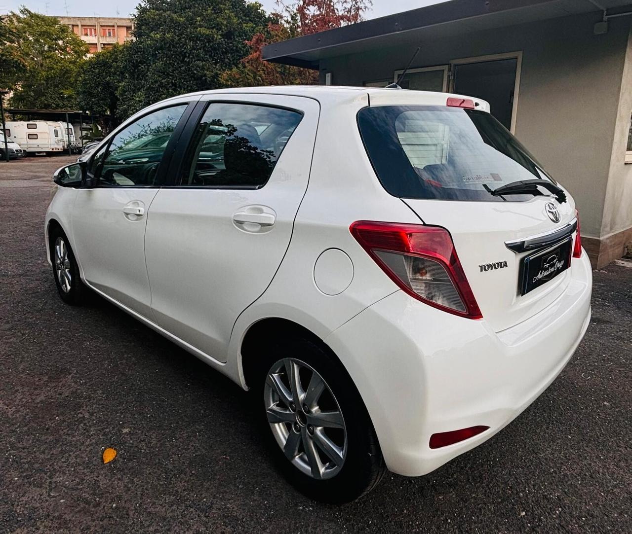 Yaris 1.4 D-4D 5 porte Lounge