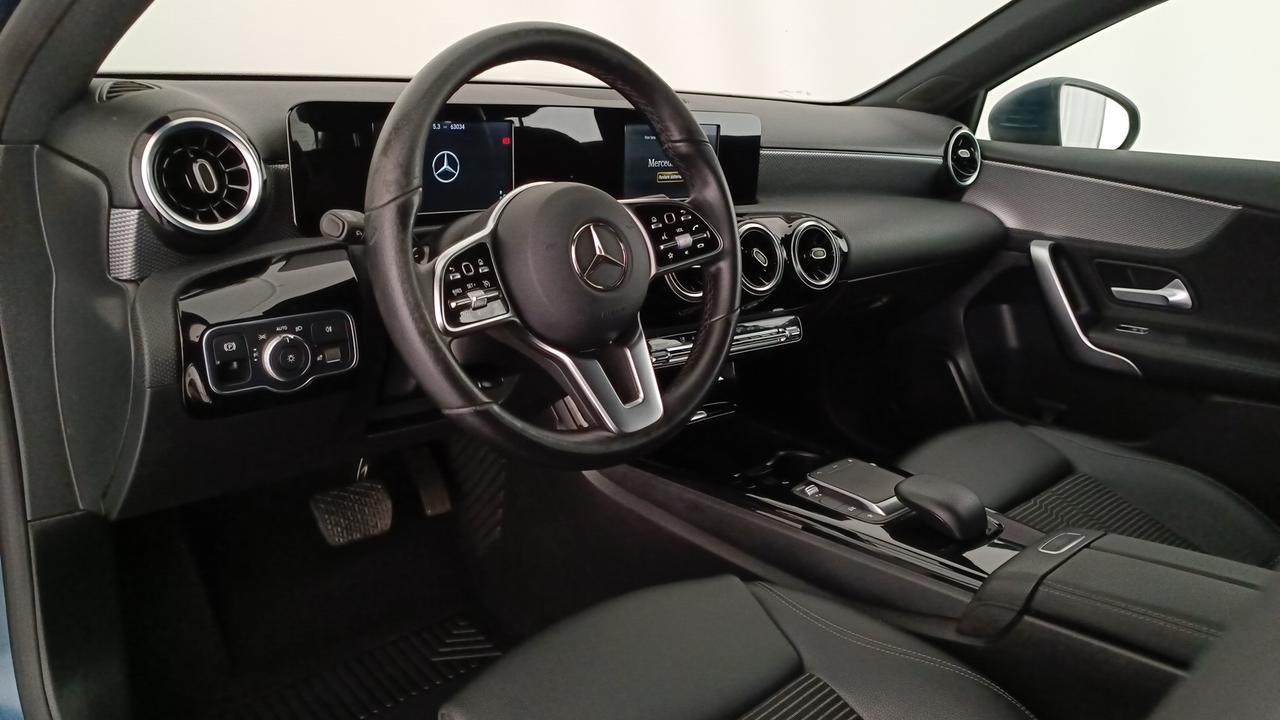 Mercedes-Benz A 180 d Sport auto