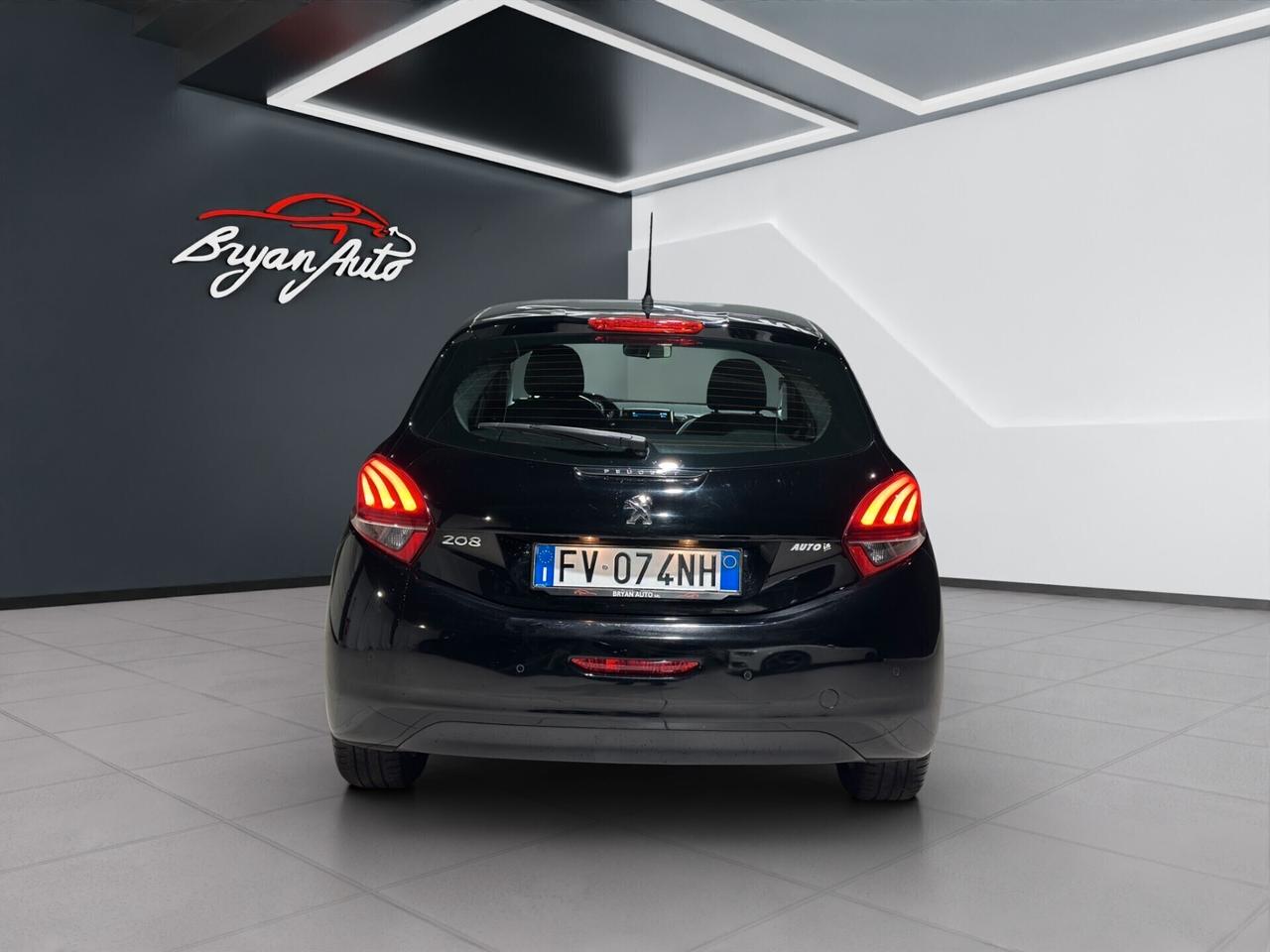 Peugeot 208 PureTech 82 5p. GPL Allure