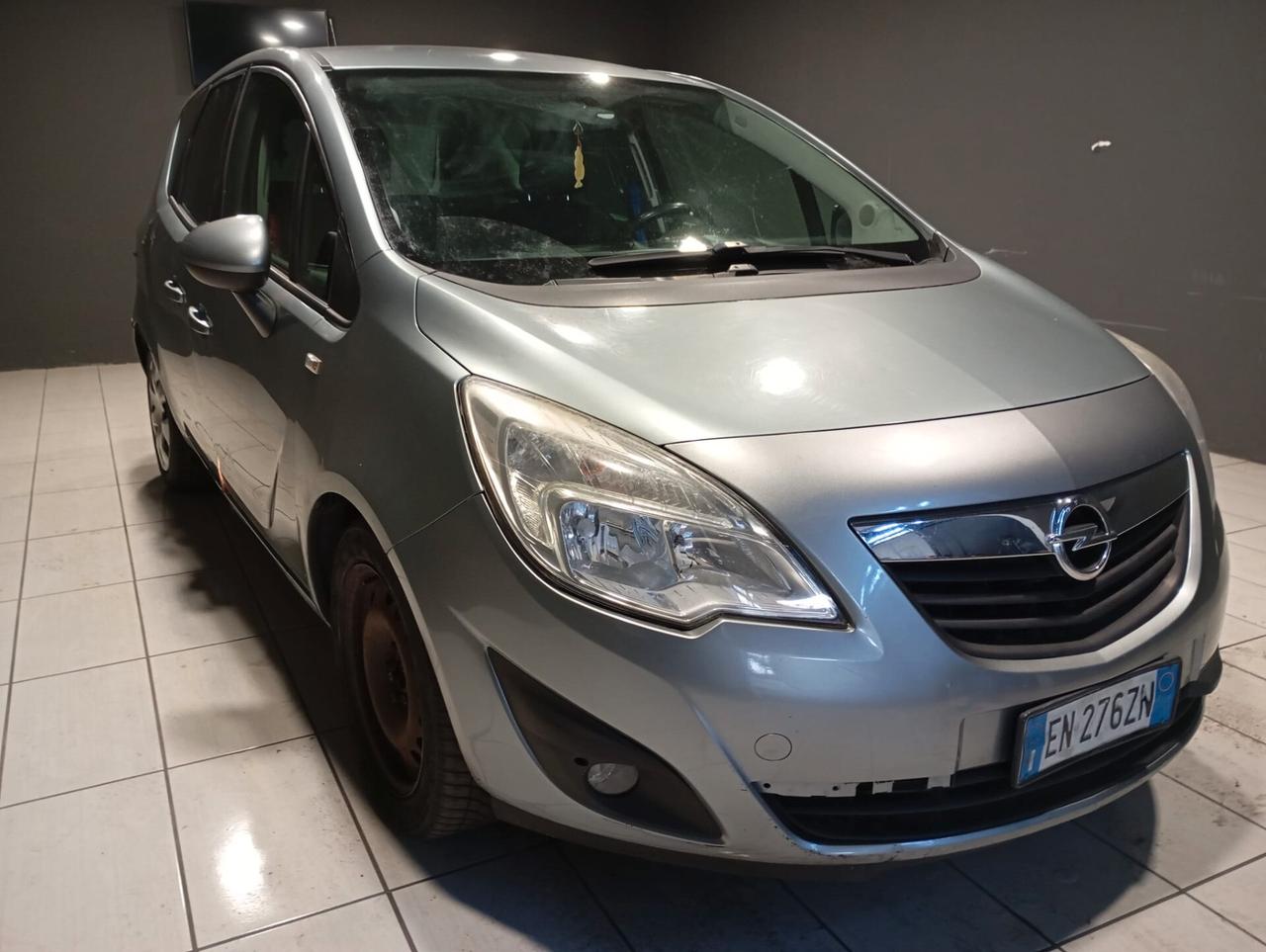 Opel Meriva del 2012 -DIESEL EURO 5B 120.000 km -