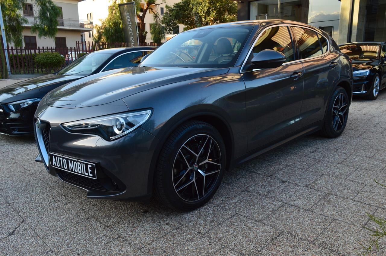 Alfa Romeo Stelvio 2.2 Turbodiesel 150 CV AT8 RWD Super