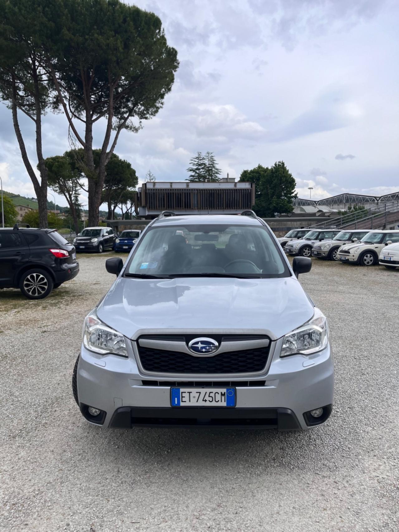 Subaru Forester 4x4 2.0 diesel PARI AL NUOVO