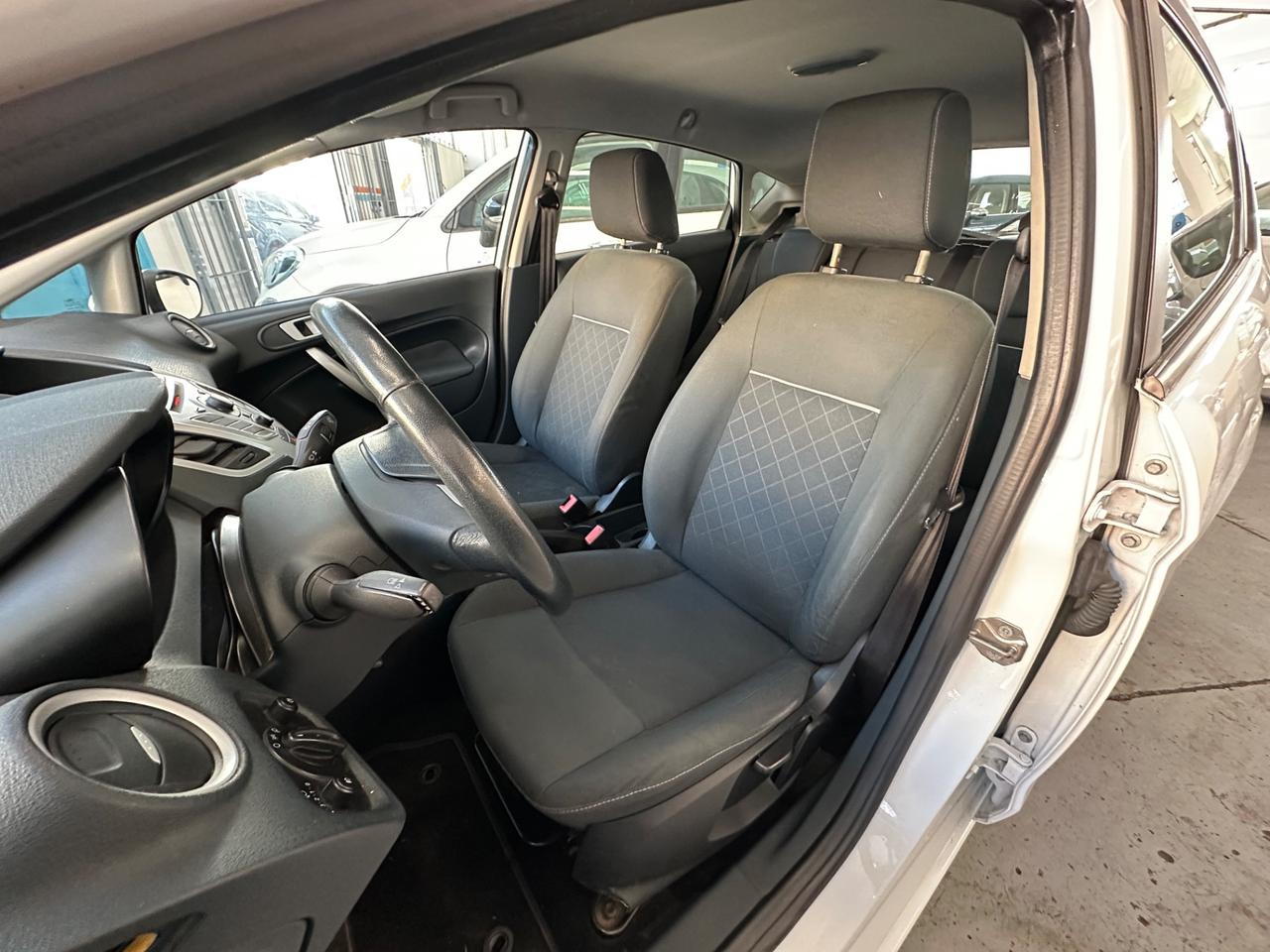 Ford Fiesta 1.2 60CV 5p. - Autonavigli