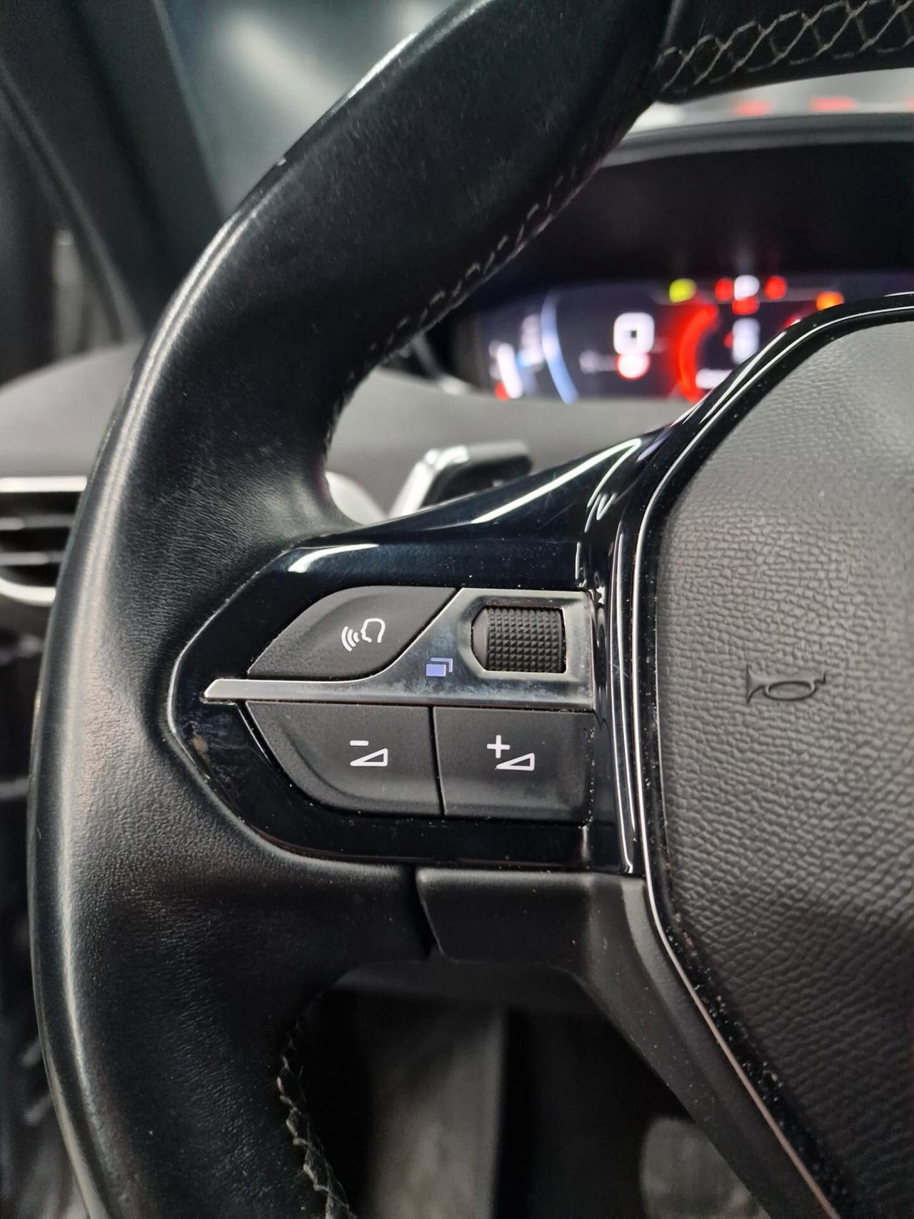 Peugeot 3008 1.5 BlueHDi 130 S&S EAT8 Allure