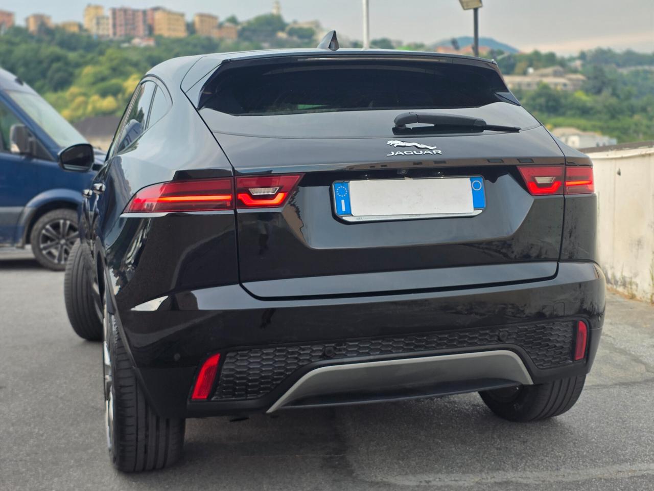 Jaguar E-Pace 2.0D 150 CV AWD aut. R-Dynamic HSE