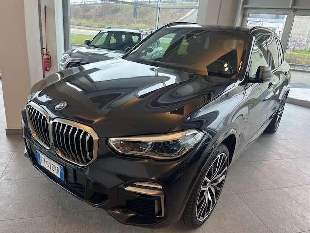 BMW X5 M 50 i xDrive M SPORT INDIVIDUAL List. 153.300 €