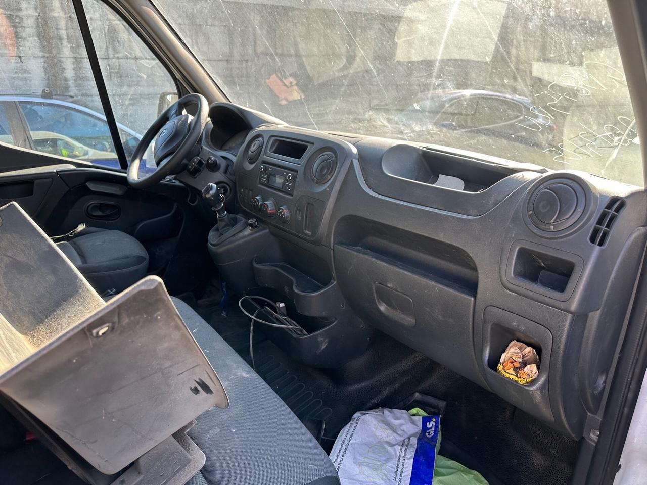 Renault Master T28 2.3 dCi 135 PC-TM Furgone Ice