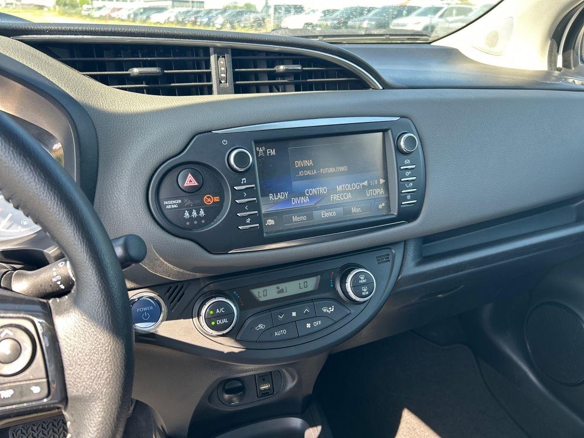 TOYOTA Yaris 3ª serie - Yaris 1.5 Hybrid 5 porte Active