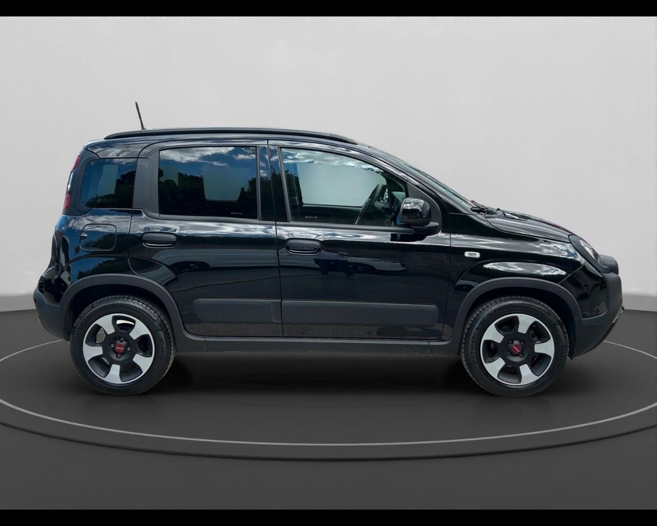 FIAT Panda III 2021 Cross - Panda 1.0 firefly hybrid City Cross s&s 70cv 5p.ti