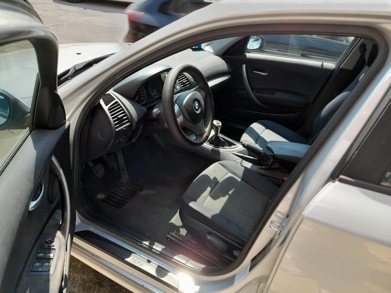 Bmw 118 118d cat 5 porte Futura